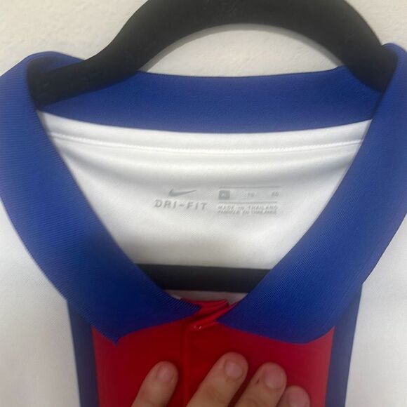 Nike White and Red Men's Jersey - Picture 3 of 6